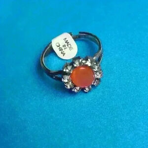 Silver tone flower rehnistones ring size 6.5